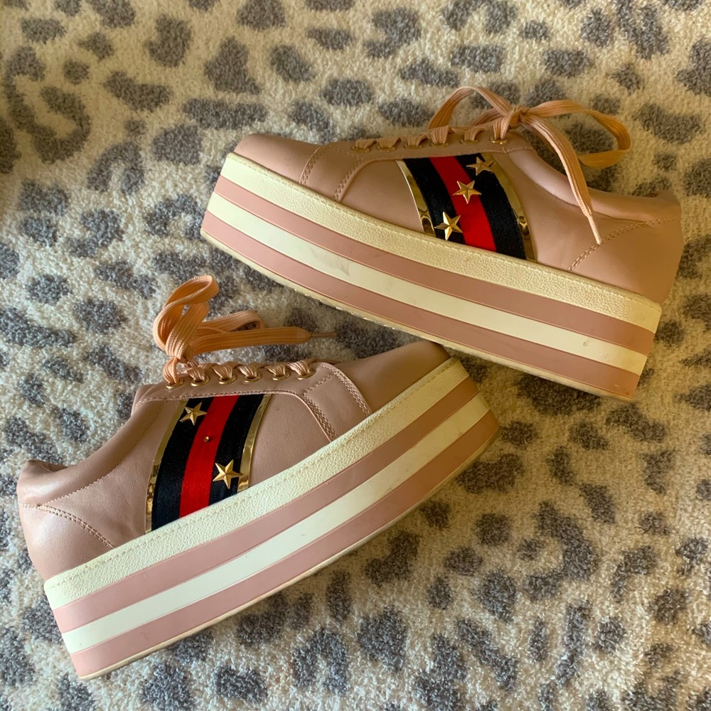 These Three Boutique extreme platform sneakers!